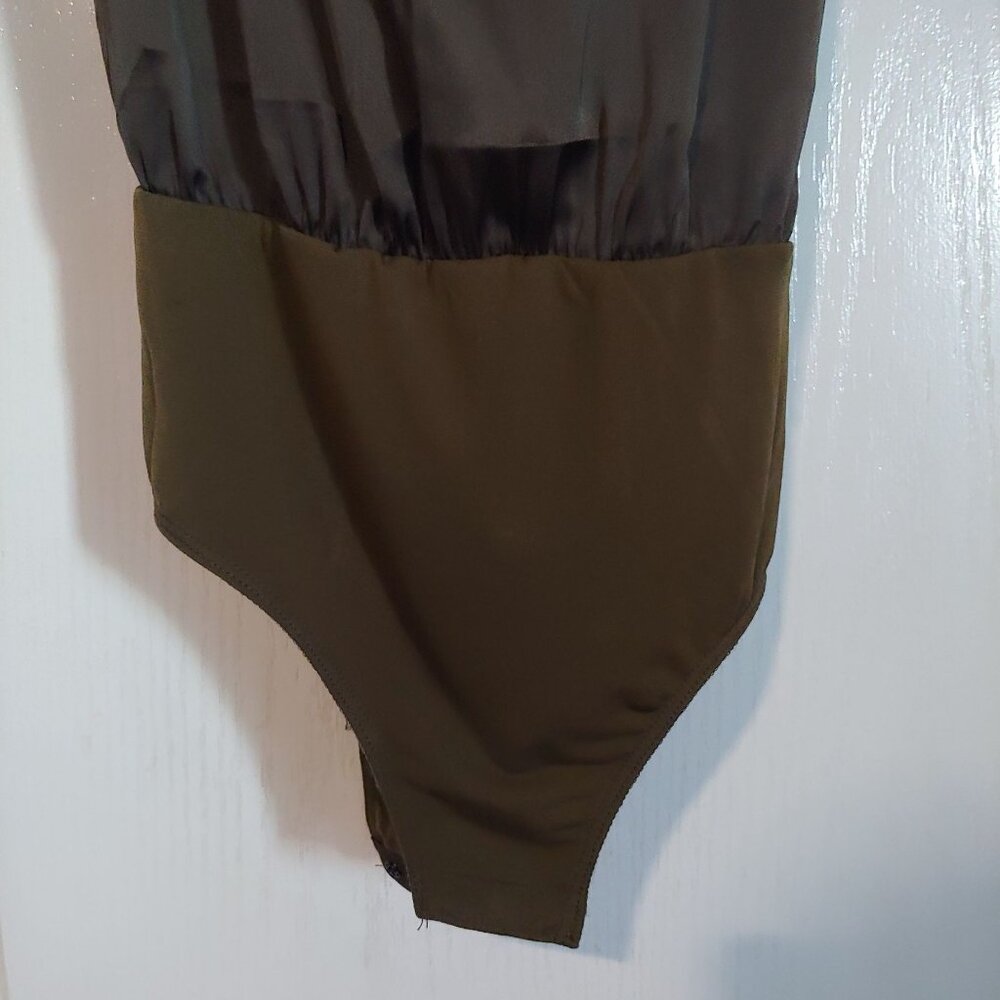 Blu Pepper Silky Cami Bodysuit Olive V-Neck Lacy Hippie Festival M Adjustable - Picture 5 of 11